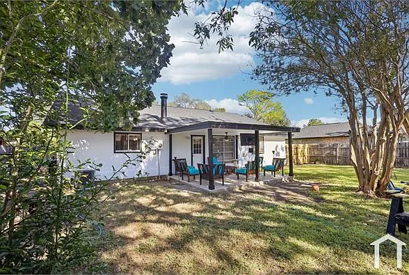 15815 Crystal Grove Dr — Photo 9