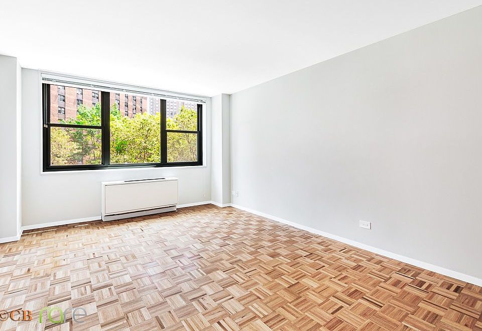1st image of 1781 1st Ave #4E