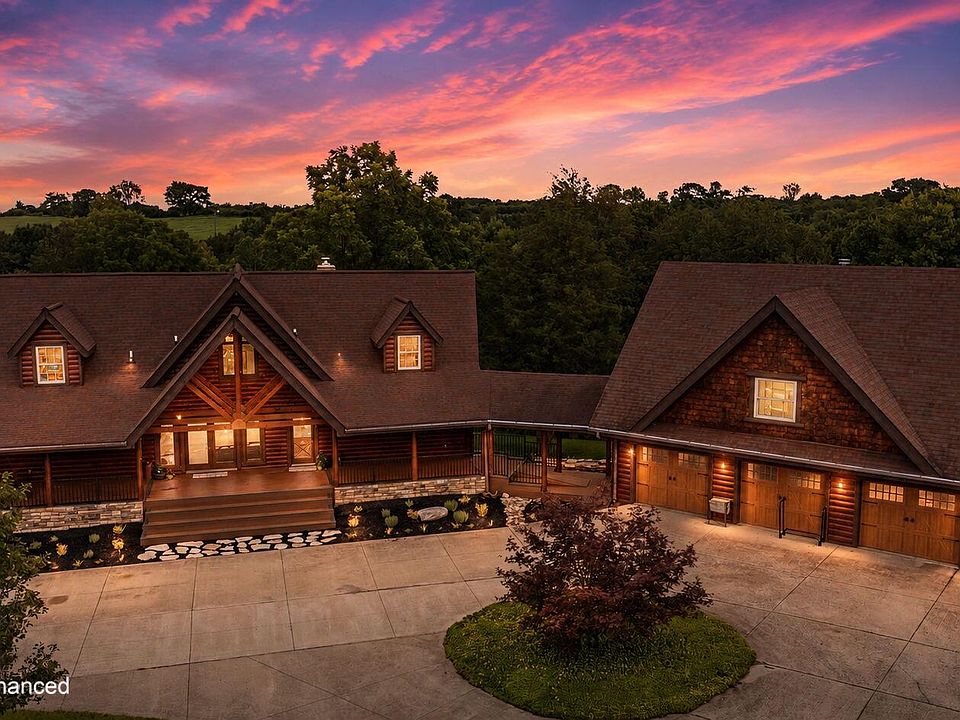 1st image of 131 Jennifer Dr
