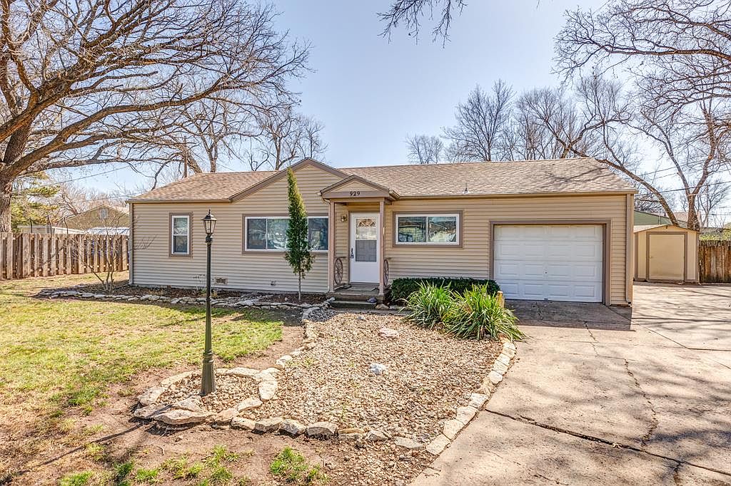 929 Plaza Dr Salina KS 67401 MLS 209908 Zillow