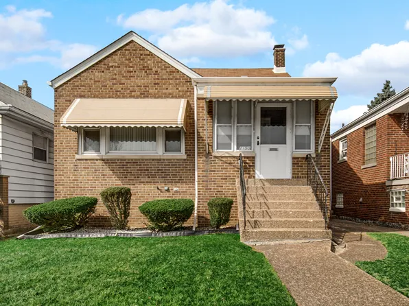2150 Wespark Ave, Whiting, IN 46394