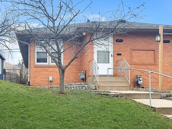 5th image of 4539 Bloomington Ave