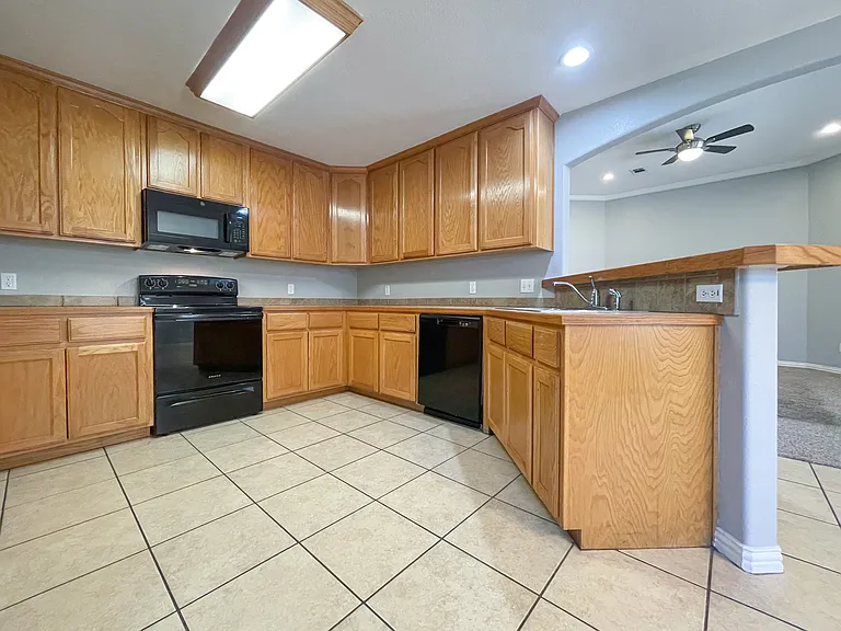 109 Red Oak Rd — Photo 11