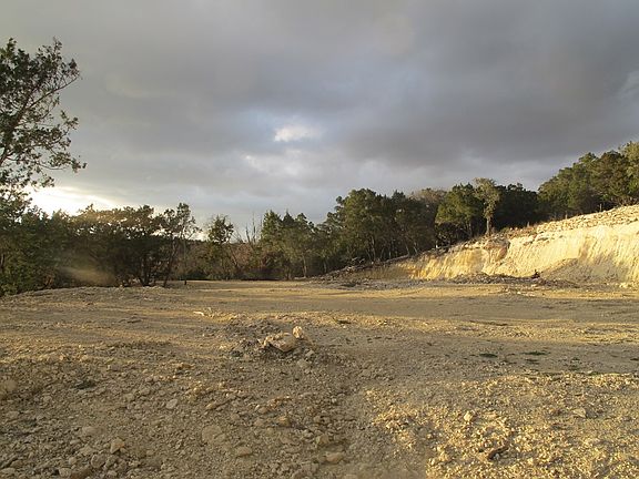 4th image of 109 Deer Hill Dr W