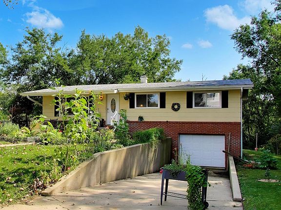 4th image of 319 Luce St