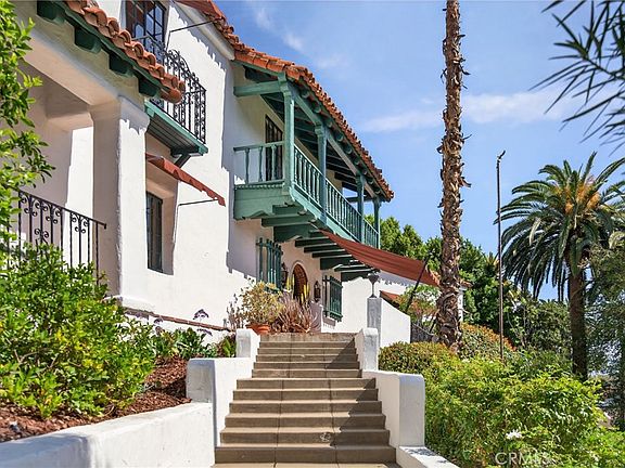 3rd image of 4631 Ladera Ln