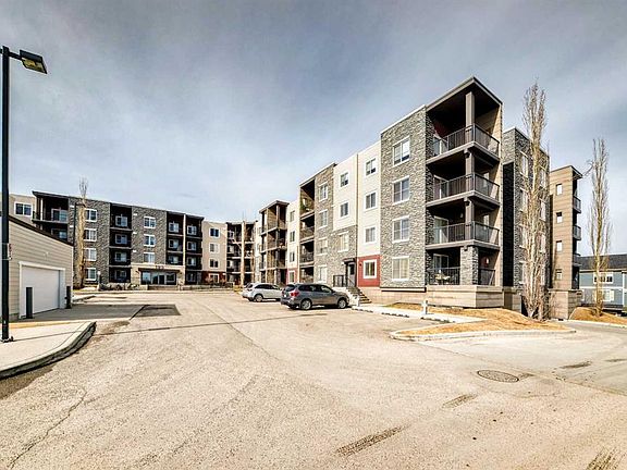 2nd image of 195 E Kincora Glen Rd NW #415