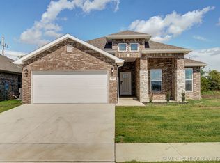 2064 E 129th Pl S, Jenks, OK 74037