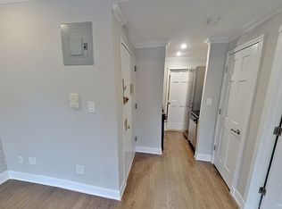 208 1st Ave APT 2, New York, NY 10009