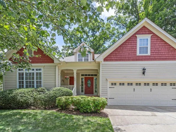 499 Chatham Forest Dr, Pittsboro, NC 27312