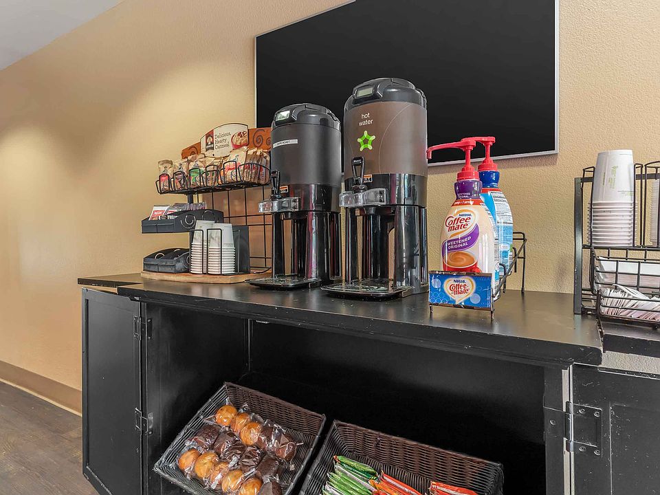 Free Grab-and-Go Breakfast