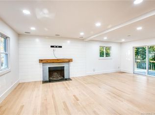 87 Square Acre Dr, Stamford, CT 06905