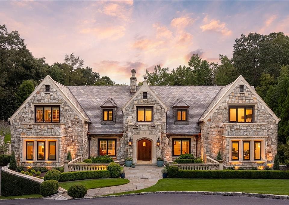 1st image of 1919 River Forest Rd NW