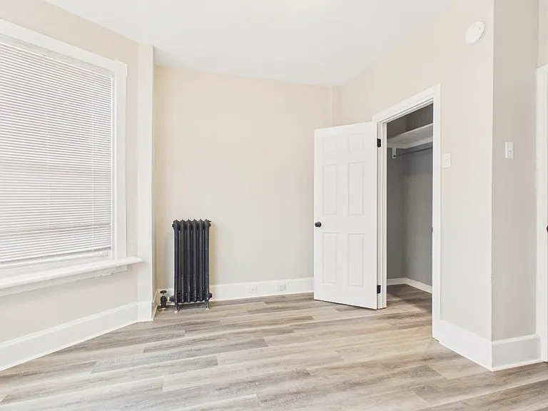 2614 Lexington St — Photo 7