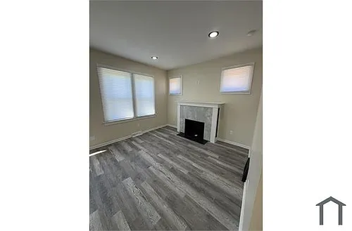 1406 W 109th Pl Photo 1