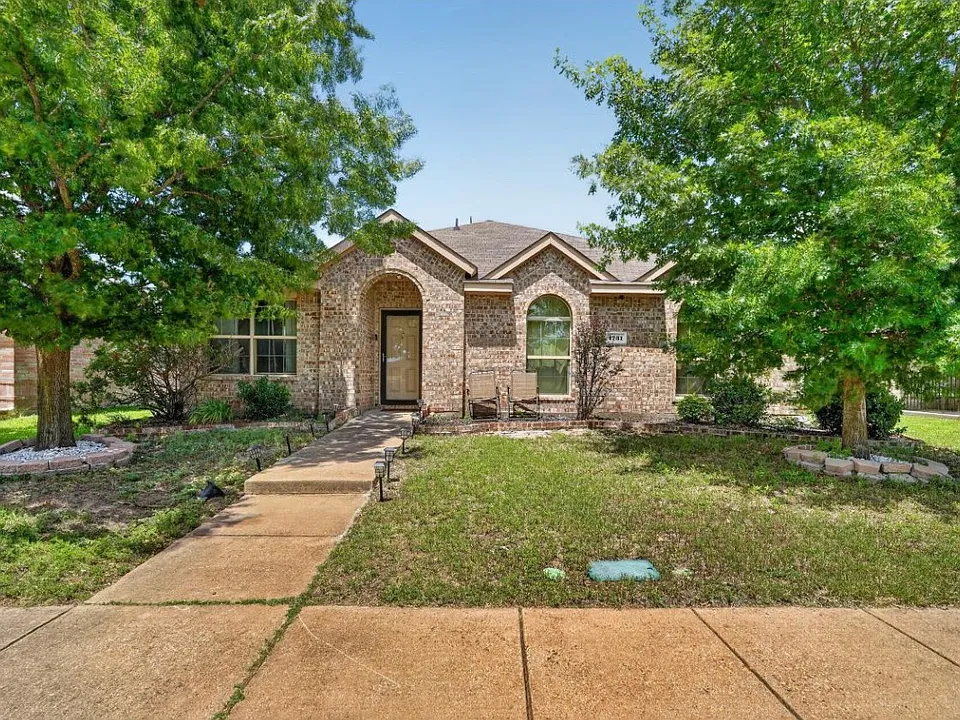 1731 Overlook Dr