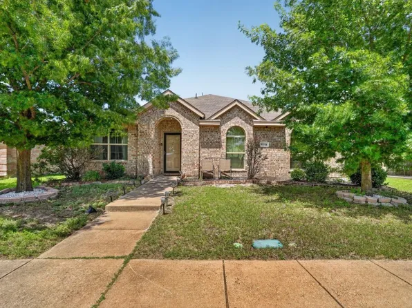 1731 Overlook Dr, Lancaster, TX 75146