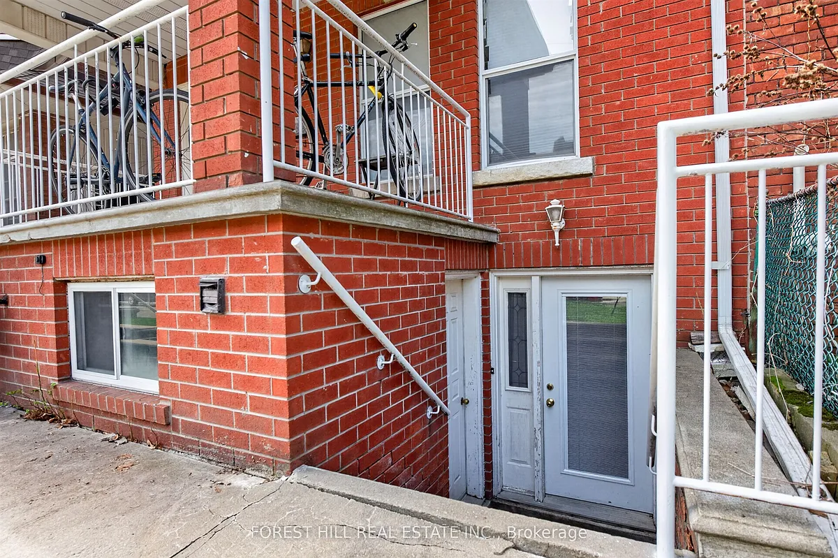 Building Photo - 14 Concord Ave #LOWER