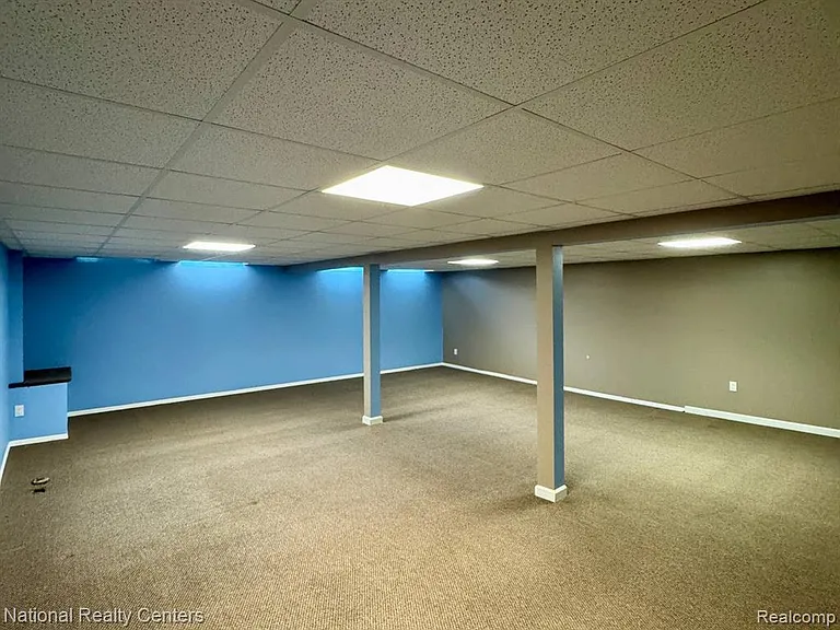 34528 Hawke Dr — Photo 18
