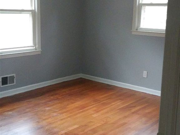 3rd image of 1169 Tiffany Dr
