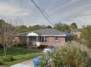 125 Bob Ln, Virginia Beach, VA 23454