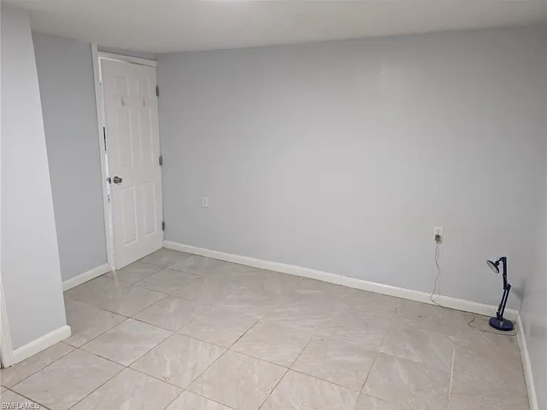 111 Palmetto Ln W — Photo 8
