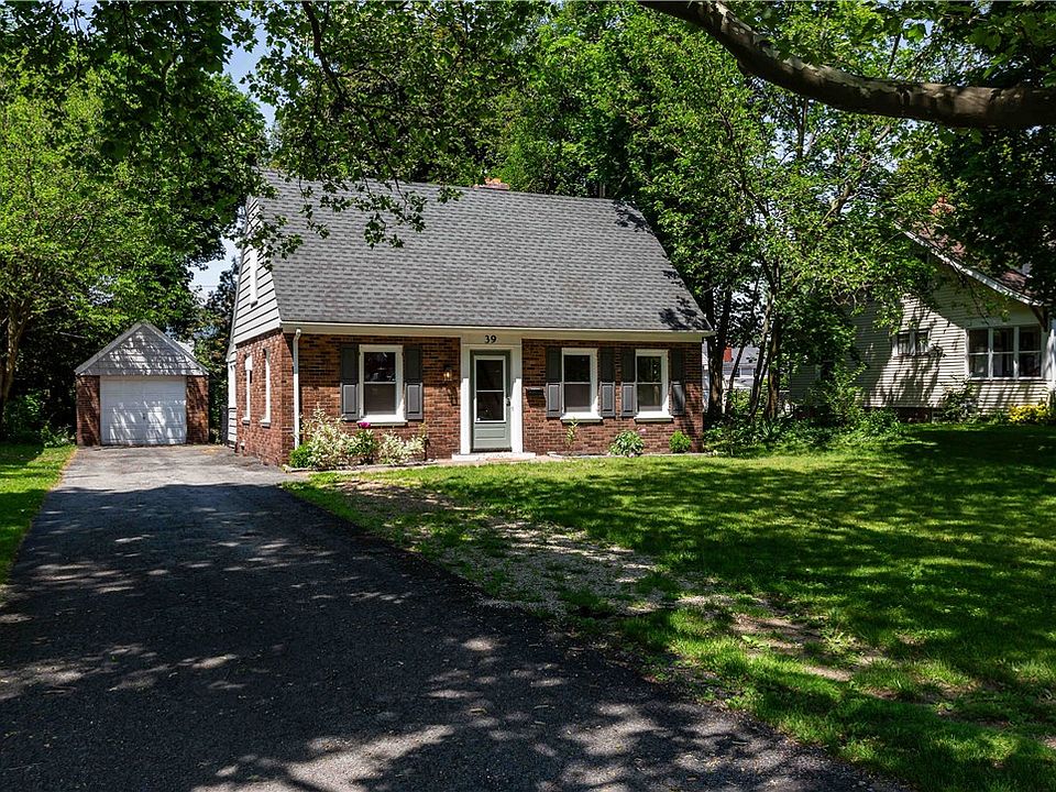 1st image of 39 Ridgewood Dr