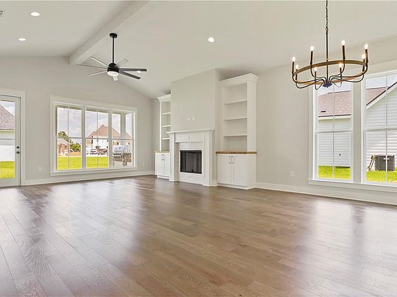 4th image of 6523 White Oleander Ln