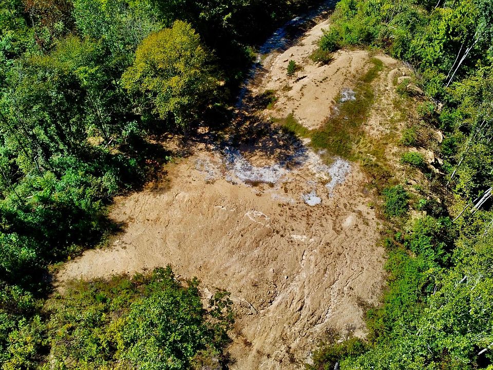 1st image of 2774 Stanley Creek Rd