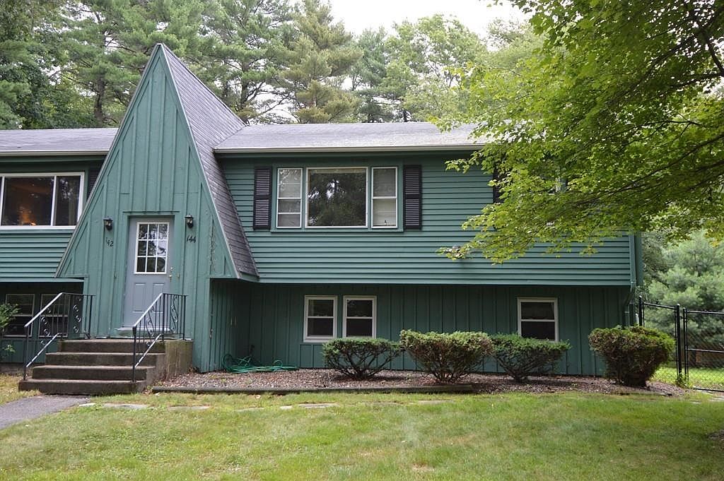 144 Acorn St, Millis, MA 02054 Zillow