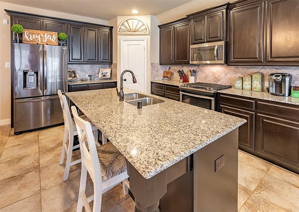 1st image of 3105 Bella Lago Dr