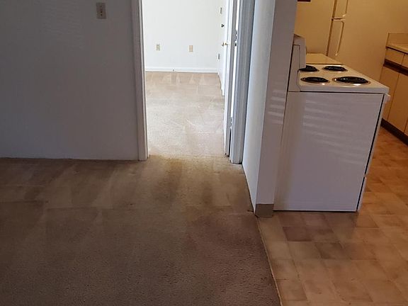4th image of 853 Washington Ave
