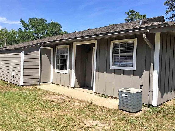 3rd image of 1405 Toni St #B