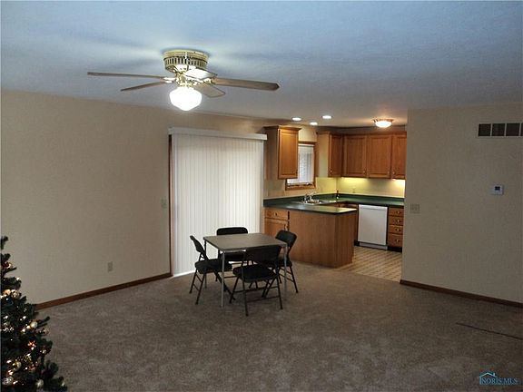 2nd image of 8 Bainbridge Way