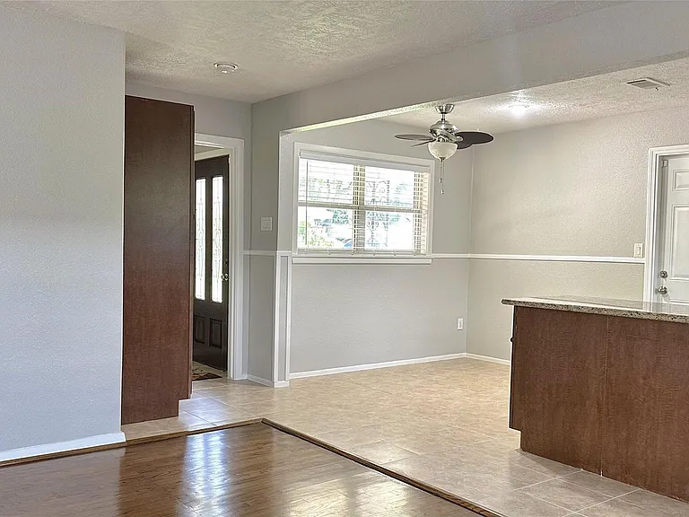 1418 Murrayhill Dr — Photo 11