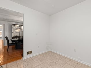 50 Pine St #9G, Montclair Twp., NJ 07042