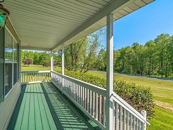 3rd image of 14056 Westwind Ln