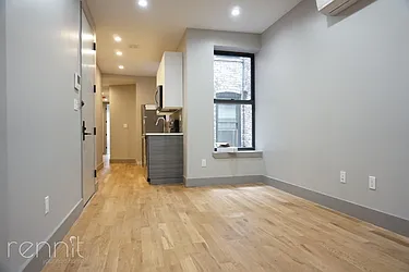 Rented by Rennit Inc.