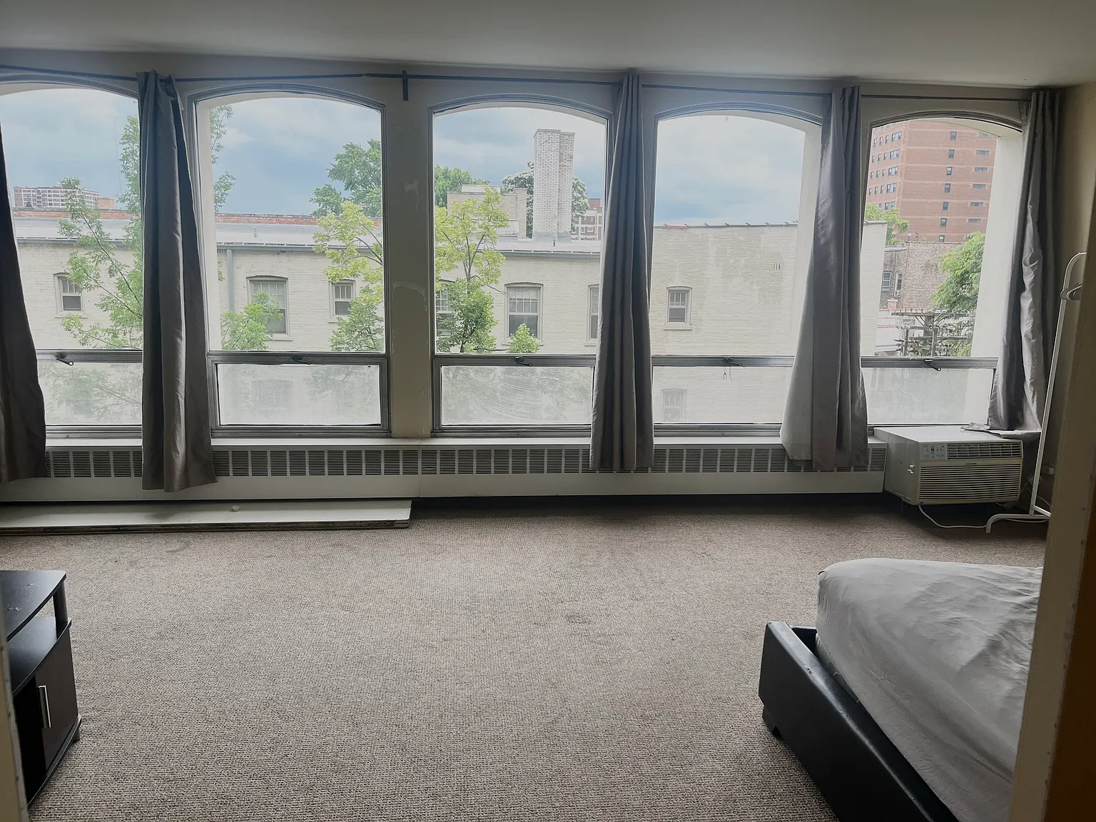 Studio, 550 sqft, $1,595 — Photo 2