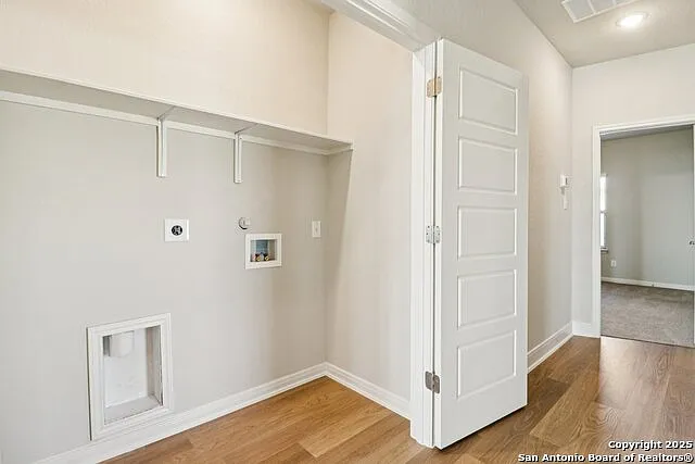 7114 Magnolia Crk #201 — Photo 12