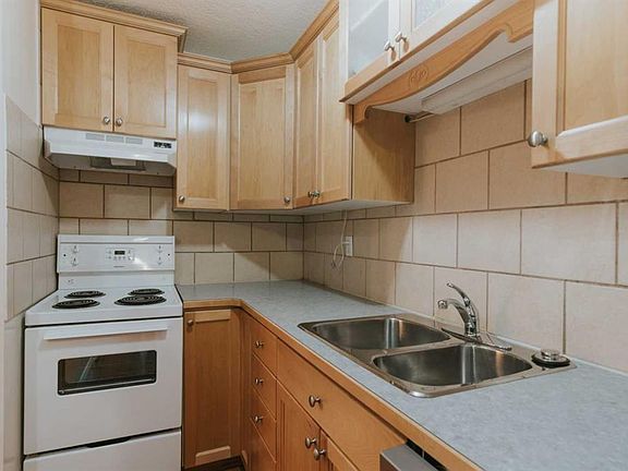 2nd image of 222 E Mayor Magrath Dr N #2