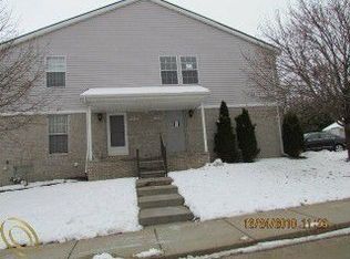 47059 Auburn Ct, Shelby Twp, MI 48317