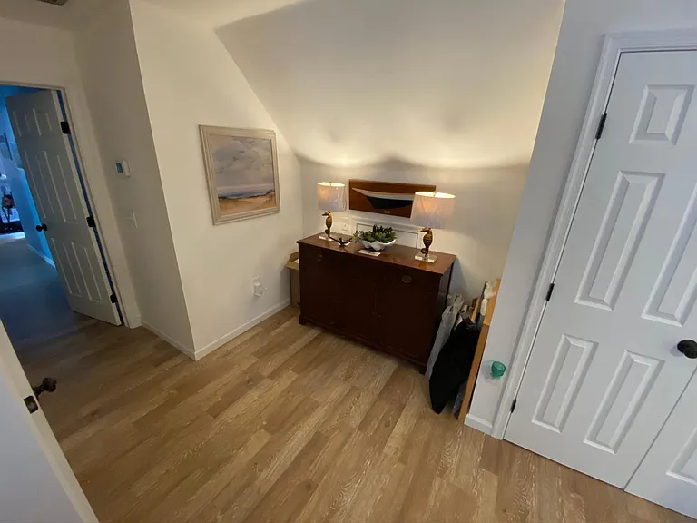 2094 Fieldcrest Dr — Photo 21