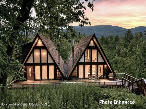 22 Pine Lane, Hunter, NY 12442