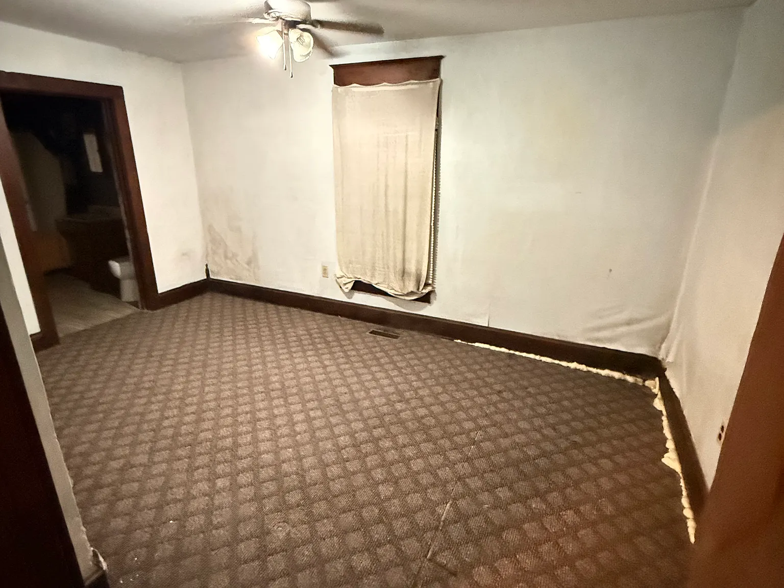 2 bed, 978 sqft, $995 — Photo 4