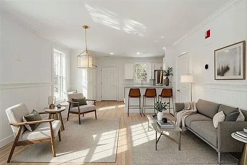 6 Honora Ln Photo 1