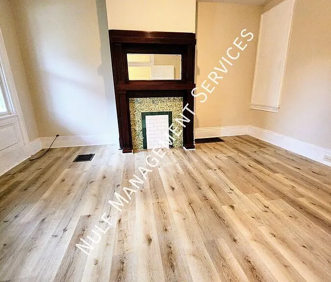 1607 Arlington Ave — Photo 8
