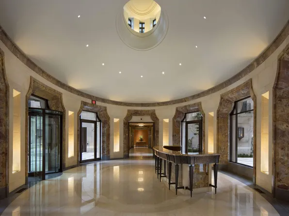 15 Central Park West image 21 of 22