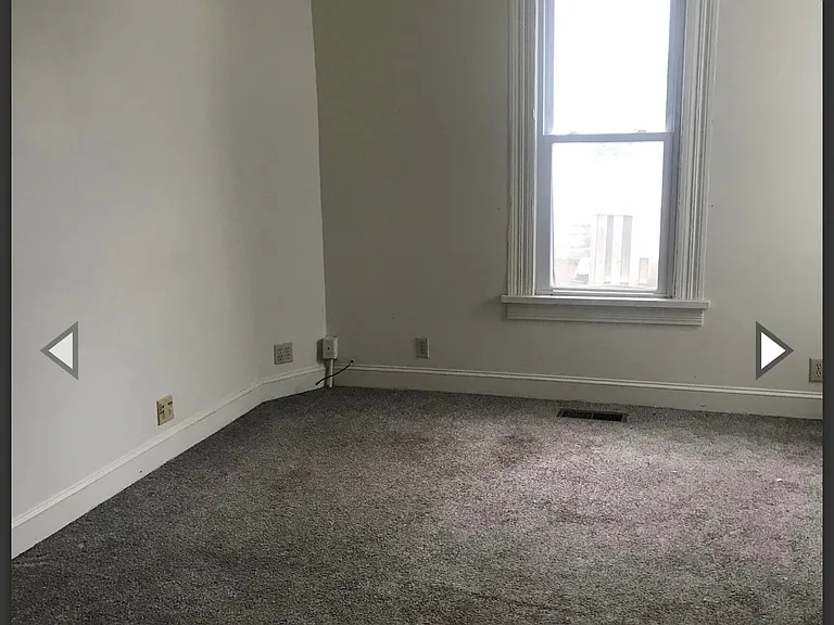 503 S University Ave — Photo 2