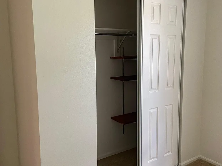 434 S Balsam St — Photo 9